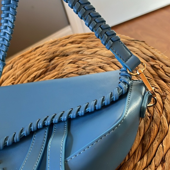 Purse - Picture 3 of 12